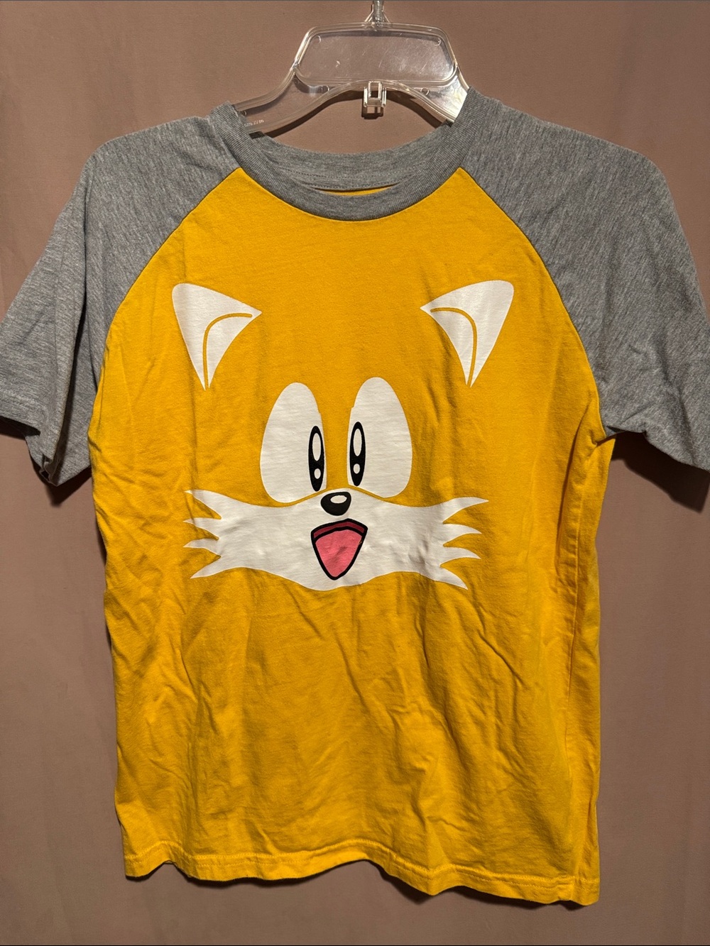 Kids Yellow & Gray Graphic Raglan Tee - Cartoon Fox Face